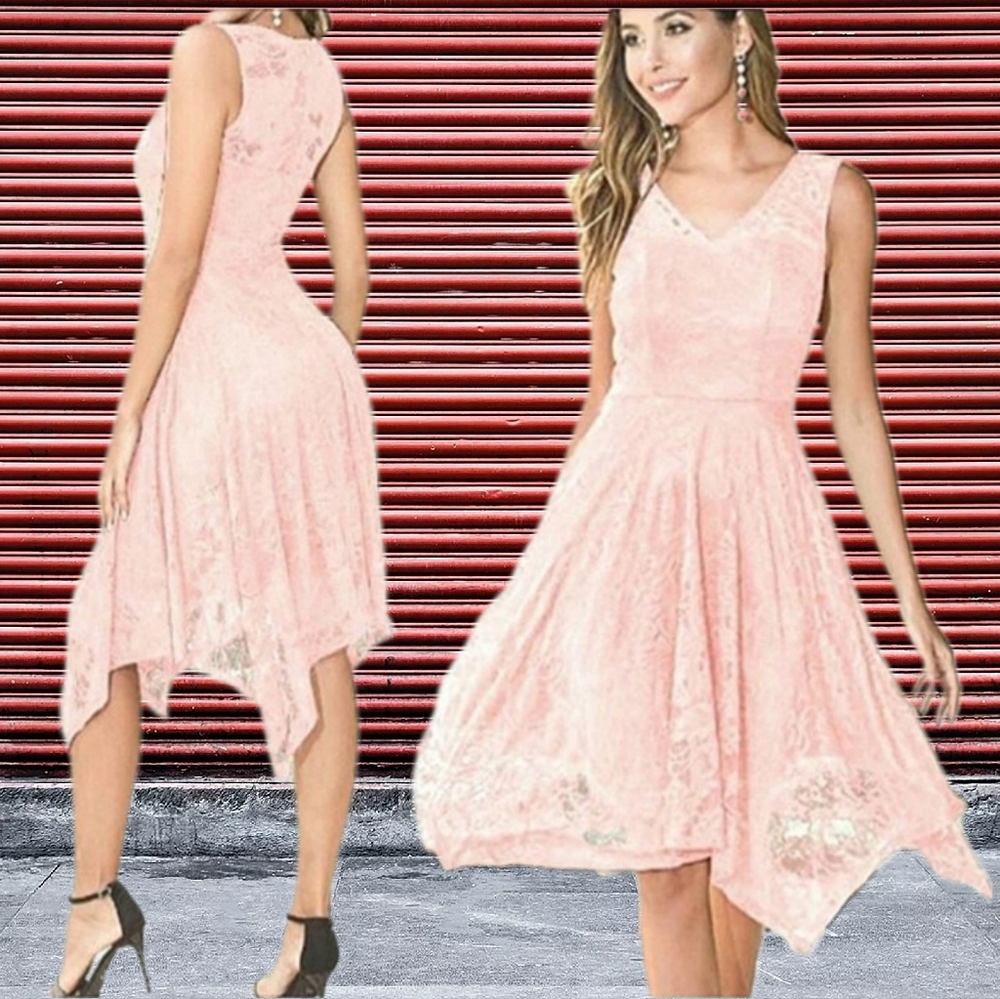Venus | Pink Lace Evening Dress - Picture 1 of 5